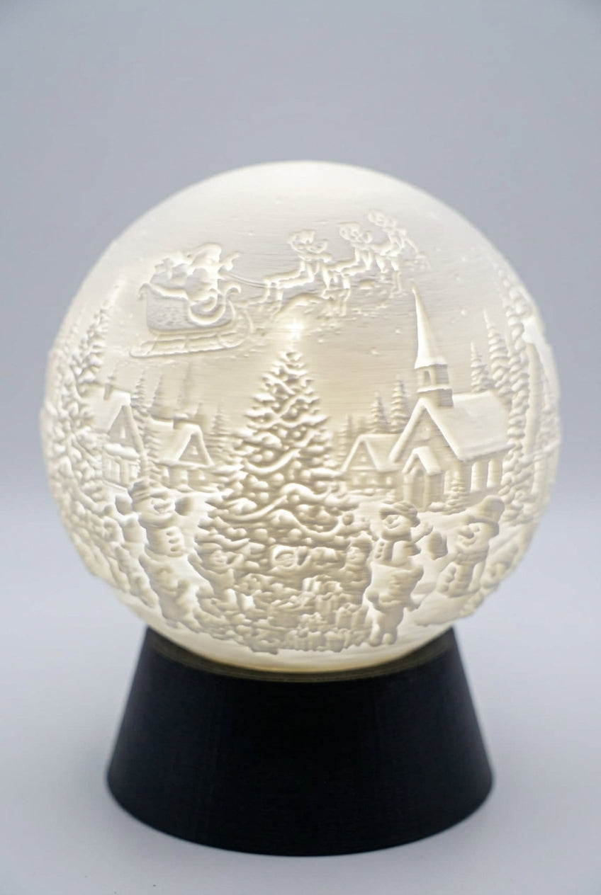 kerst lichtbal  huis met sneeuwpoppen en meer. nummer 1 ( alleen in draaivoet beschikbaar)